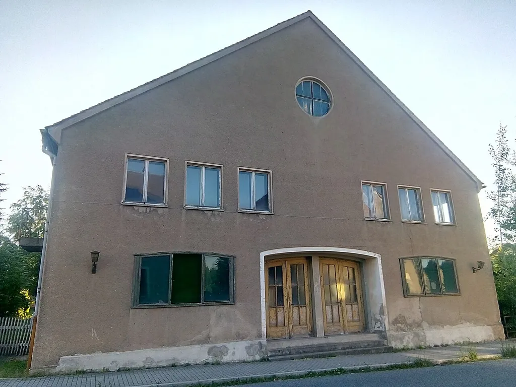 Kulturhaus mit Kino, mit Bühne und Visionsbar Bautzener Straße 3