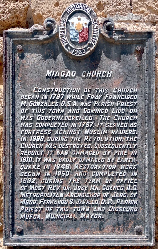 Historical marker created by the Philippines Historical Committee in 1963 to commemorate Miagao Church