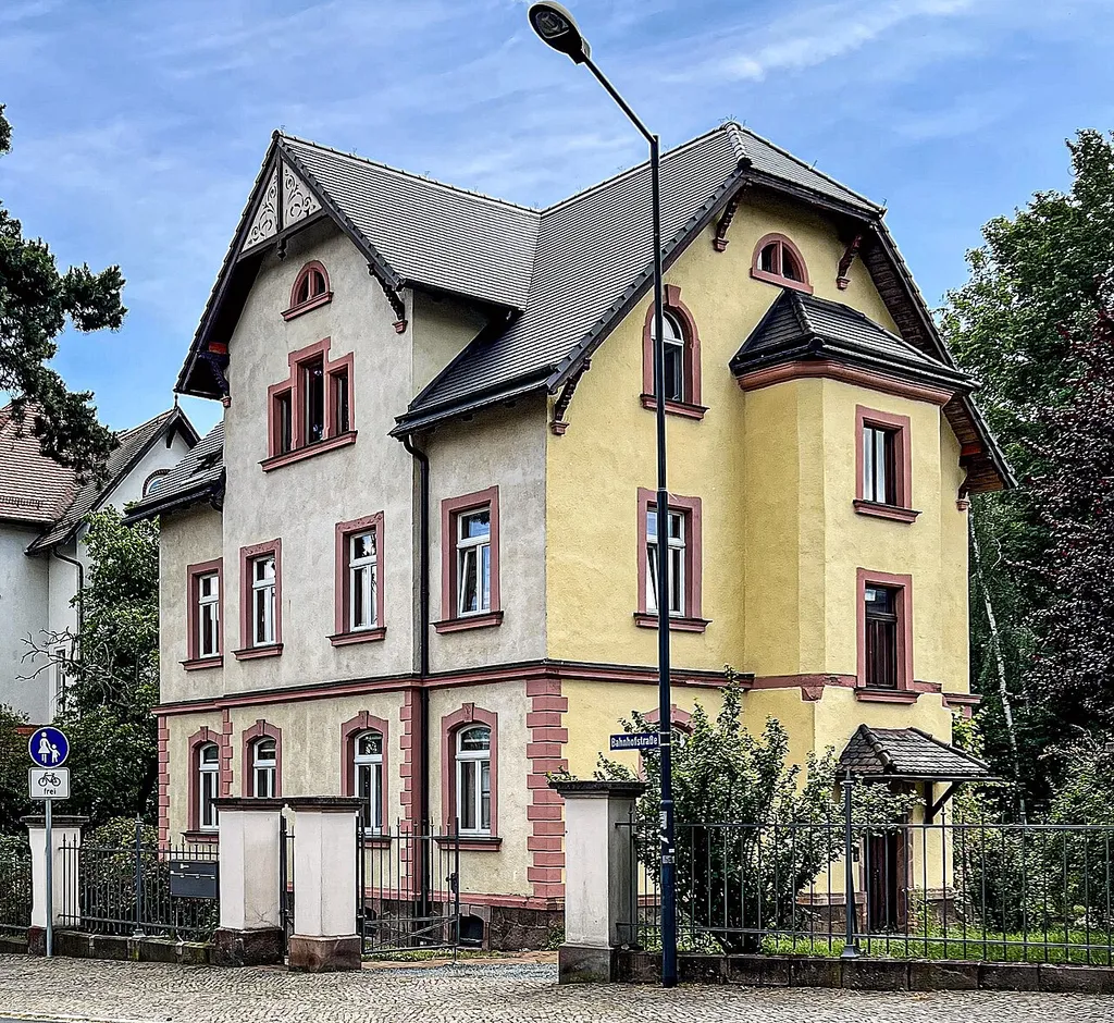 Bahnhofstraße 43, Grimma