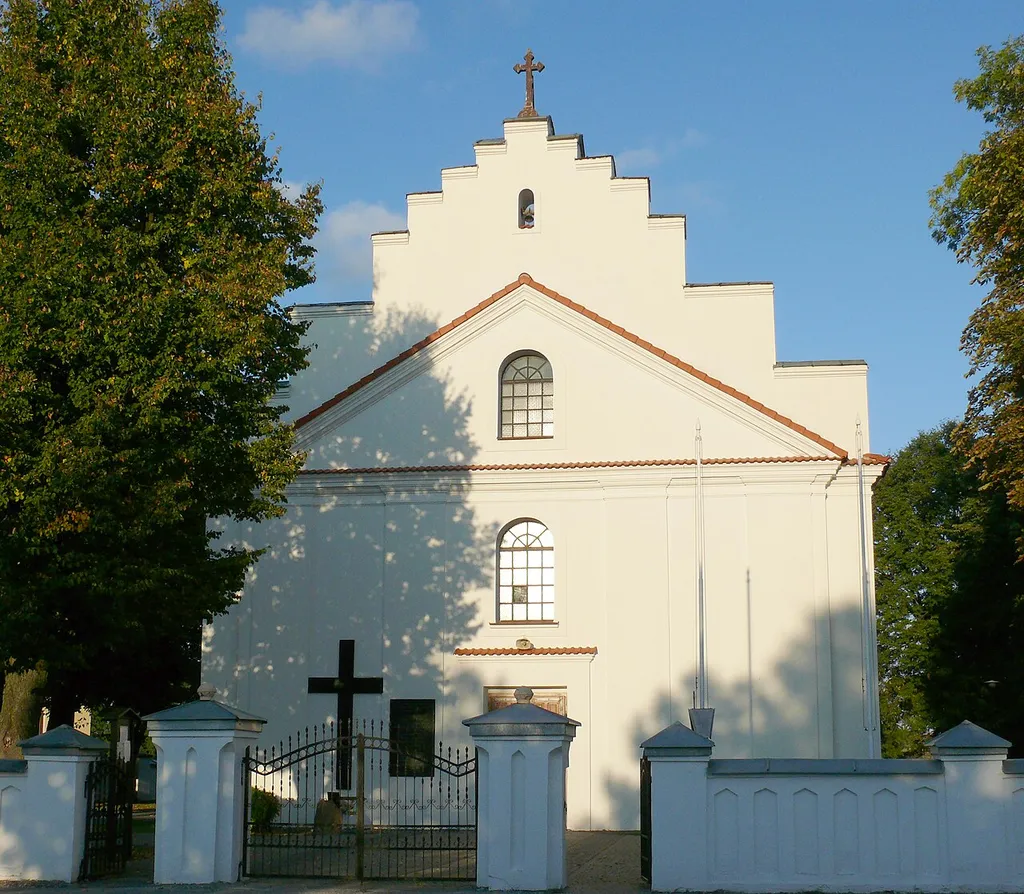 Kościół parafii pod wezwaniem Niepokalanego Poczęcia Najświętszej Marii Panny (1835r.) w miejscowości gminnej Drelów, powiat bialski, woj. lubelskie. Widok od frontu. (Zabytek nr. A-264 z 20.08.1997)