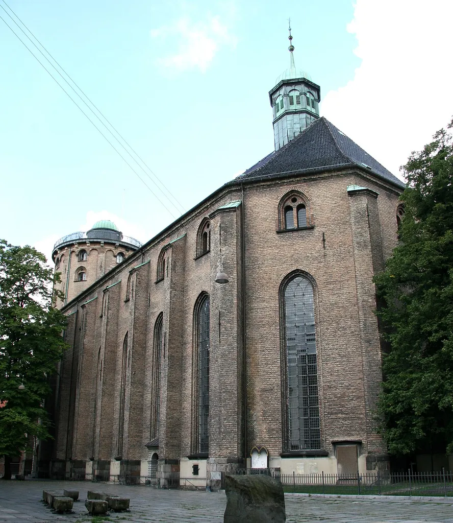 Trinitatis Kirke, Copenhagen, Denmark. Set fra sydøst.