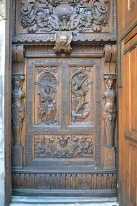leaves of the western portal of the Saint-Pierre collegiate church in Avignon (Vaucluse, France)