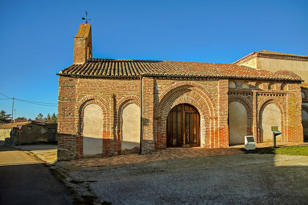 Galleguillos es una localidad que pertenece al municipio de Gajates, comarca de Tierras de Alba, provincia de Salamanca.