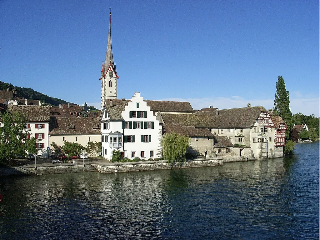 Dieses Bild zeigt das Panorama von Stein am Rhein im Osten.