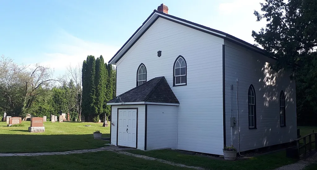 Melville White Church and Cemetery-Town of Caledon - Ontario- A historic place in the Regional Municipality of Peel.