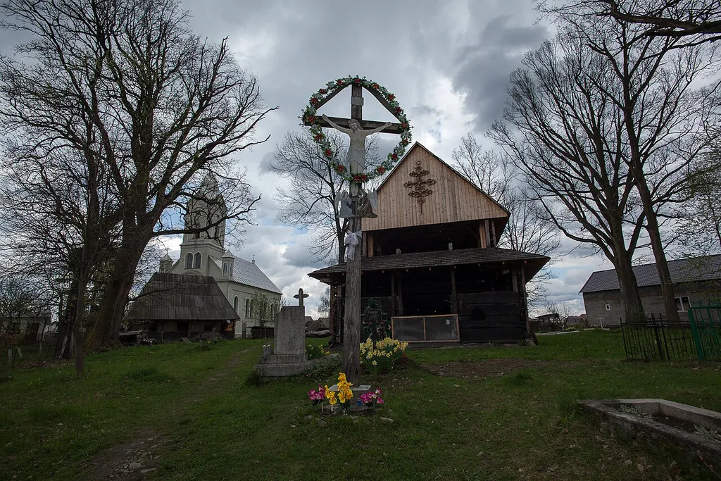 This is a photo of a monument in Ukraine, number: 21-253-0009