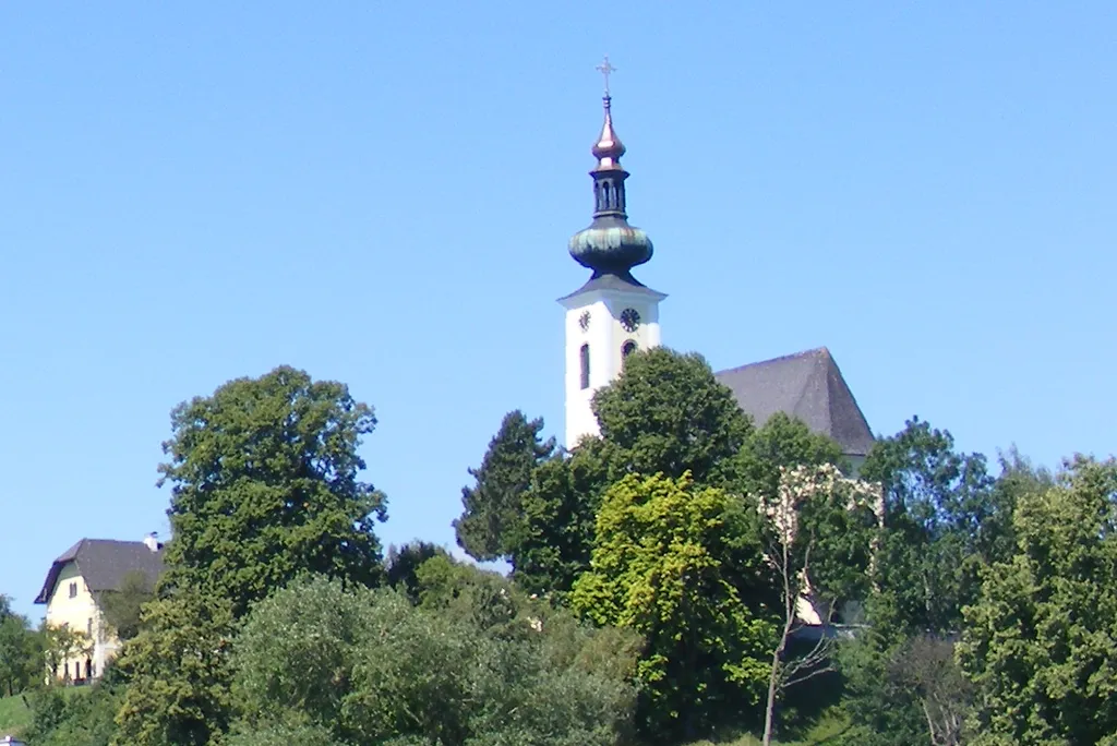 Katholische Pfarr- und Wallfahrtskirche Mariä Himmelfahrt (Maria Attersee) in Attersee am Attersee, Oberösterreich