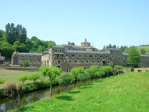 Monasterio de San Julián de Samos