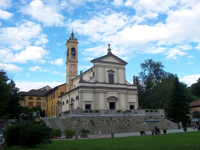 Canonica Lambro - Chiesa Parrocchiale di S. Maria della Neve