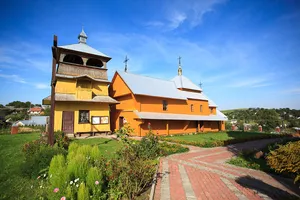 Church of the Resurrection, Vizhomlia