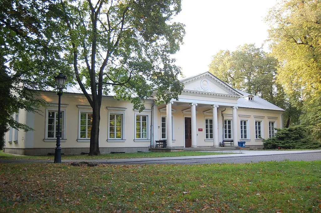 Ksawerów Palace