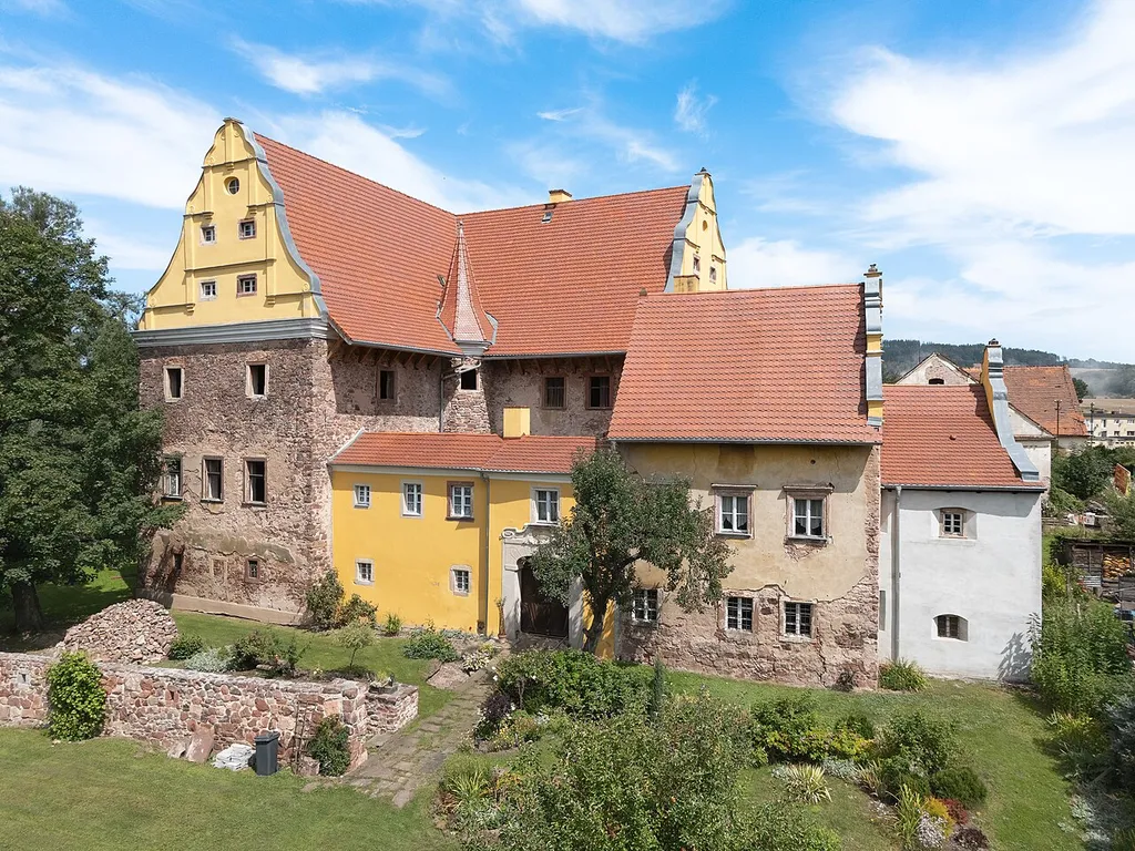 Ścinawka Średnia Castle