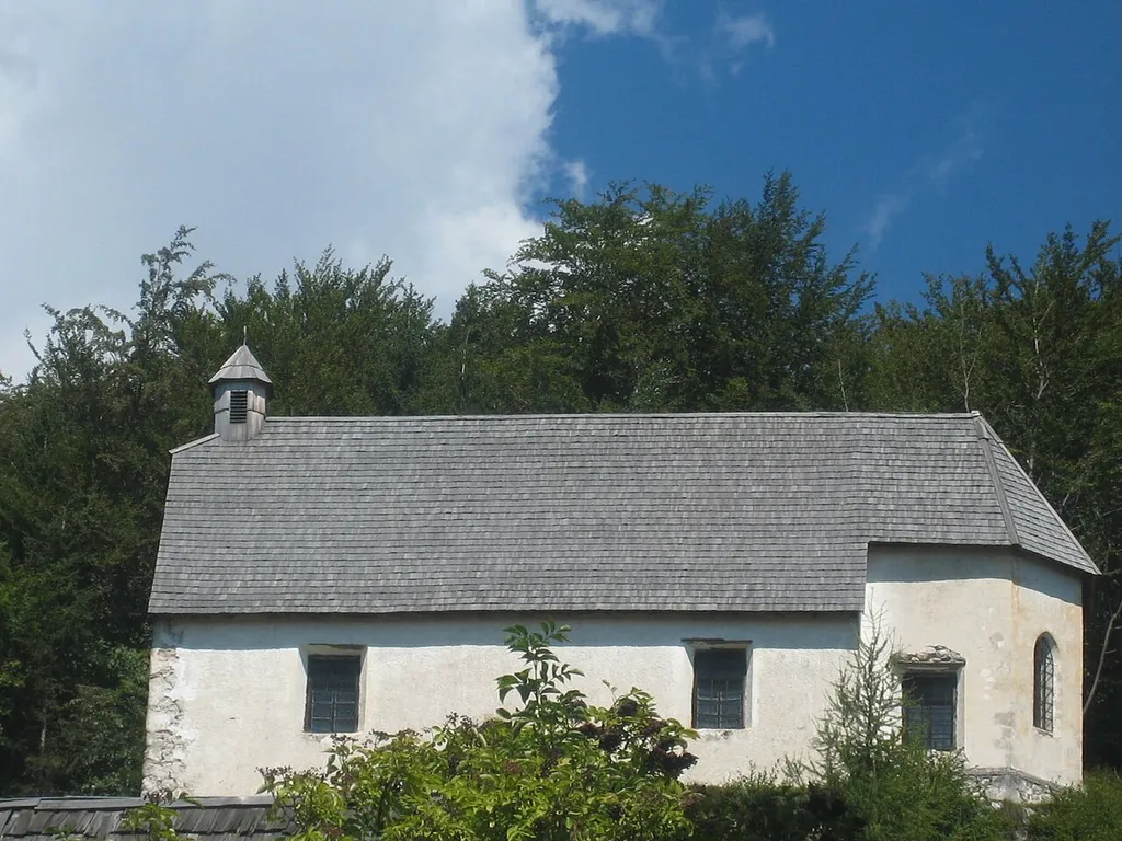Cerkev sv. Petra, Črna pri Kamniku
