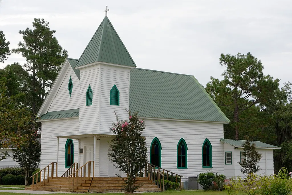 McCanaan Missionary Baptist Church and Cemetery, Sardis, Georgia, US