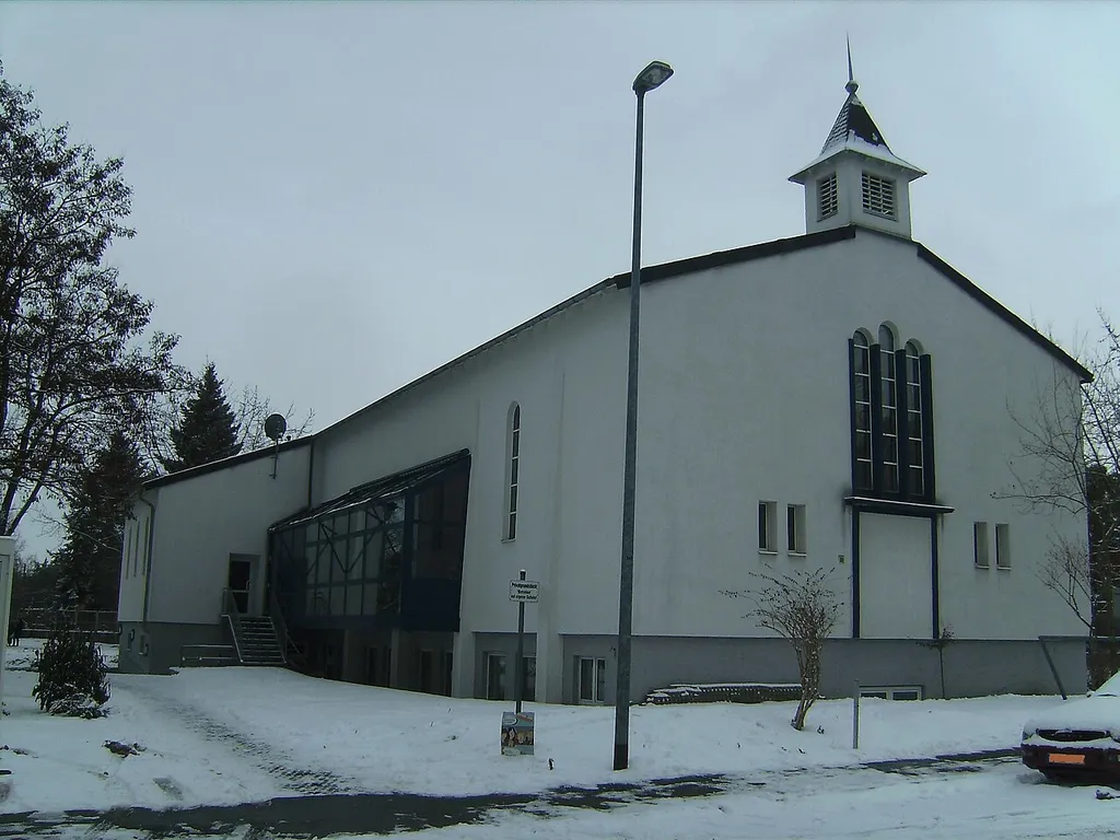 Kreuzkirche Mainz (Cross Church Mainz), church of the Evangelical Free Church Congregation (Baptists) in Mainz-Gonsenheim, Karlsbader Straße 7; Rhineland-Palatinate; Germany