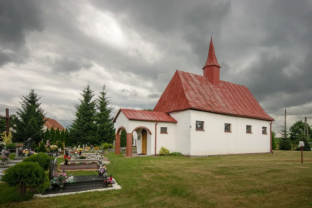 Kwiatkowice, kościół pom. p.w. św. Jadwigi, poł. XVIII