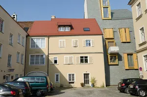 Ehemaliges Klostergebäude