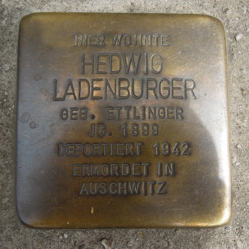 Stolperstein Michelstadt Braunstraße 14 Hedwig Ladenburger