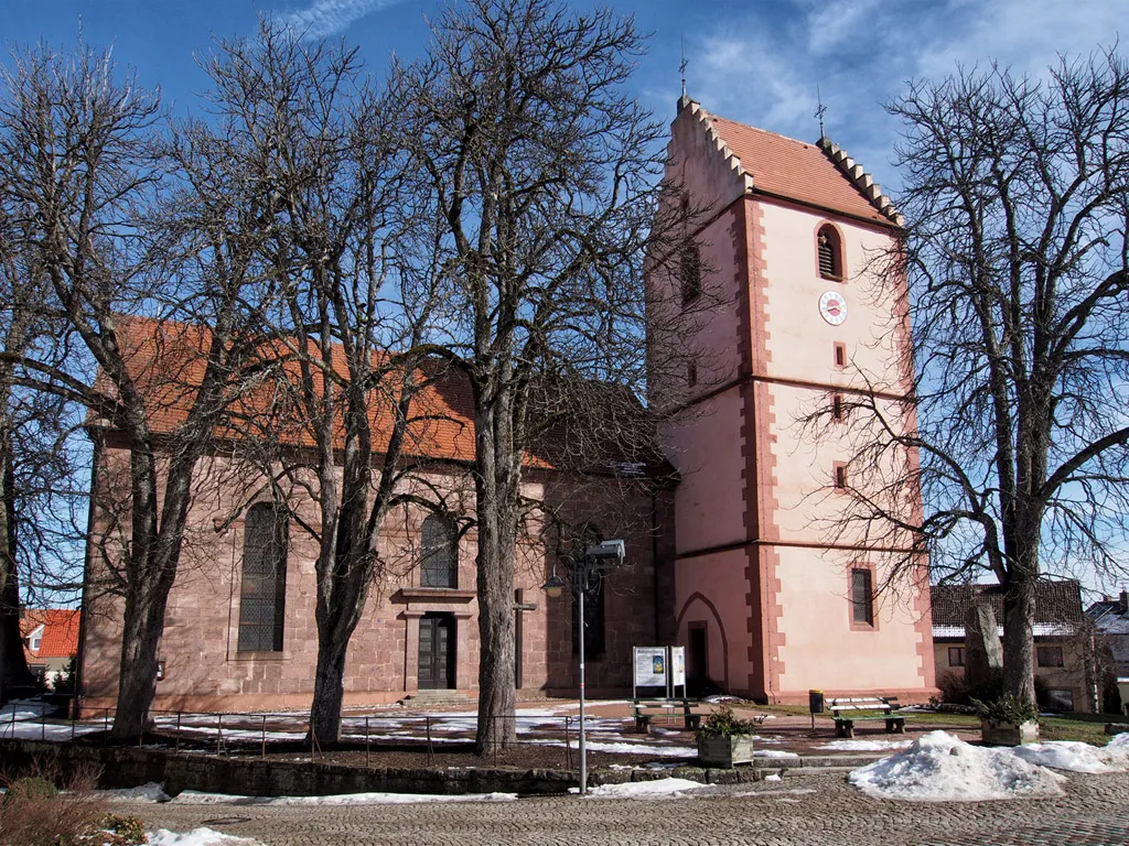 Alte St.-Laurentius-Kirche Sulgen außen