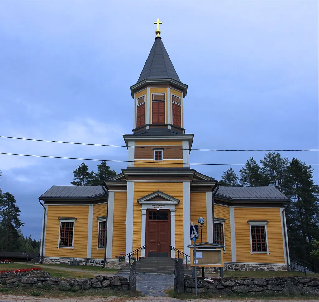 This is a photo of a monument in Finland identified by the ID 'Vesanto Church' (Q20250173)