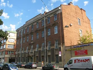 Pechatnyi Dvor (Saint Petersburg) - historic buildings