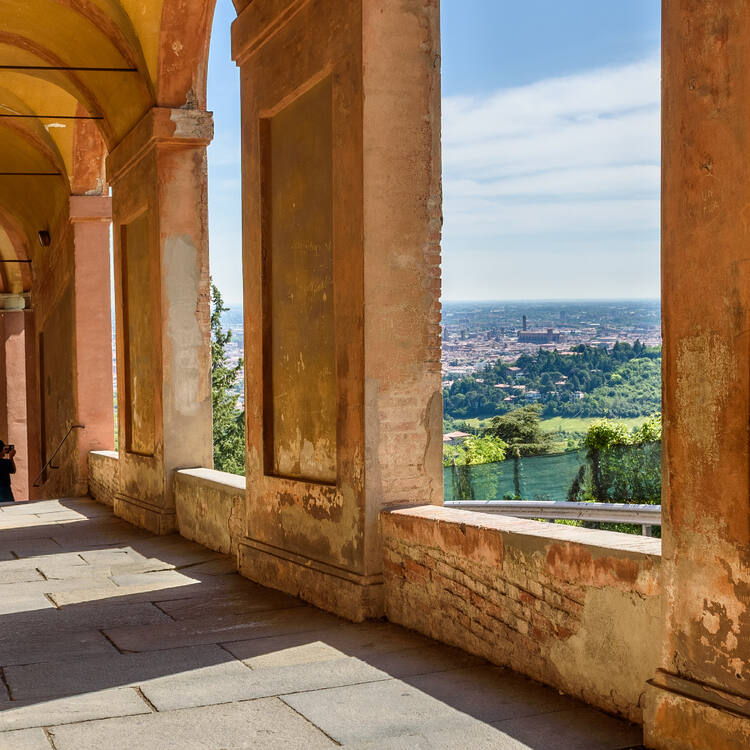 The Porticoes of Bologna
